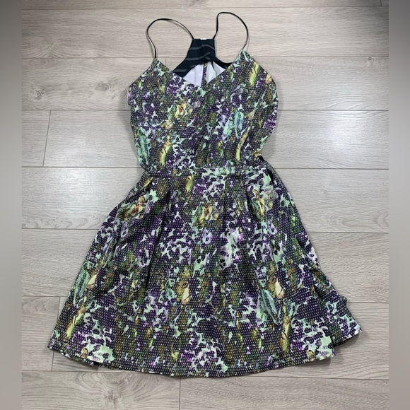 Lululemon City Summer Dress Floral Sport White Multi / Narrow Court Stripe - Picture 8 of 15